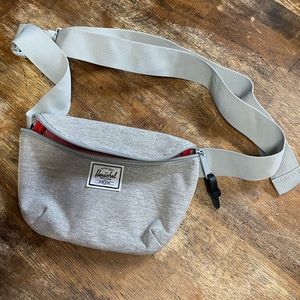 Herschel belt bag